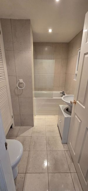 Photo 28- click for photo gallery